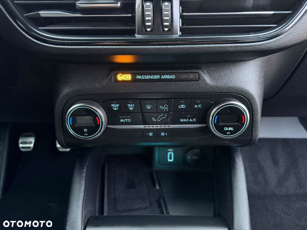 Ford Focus - 18