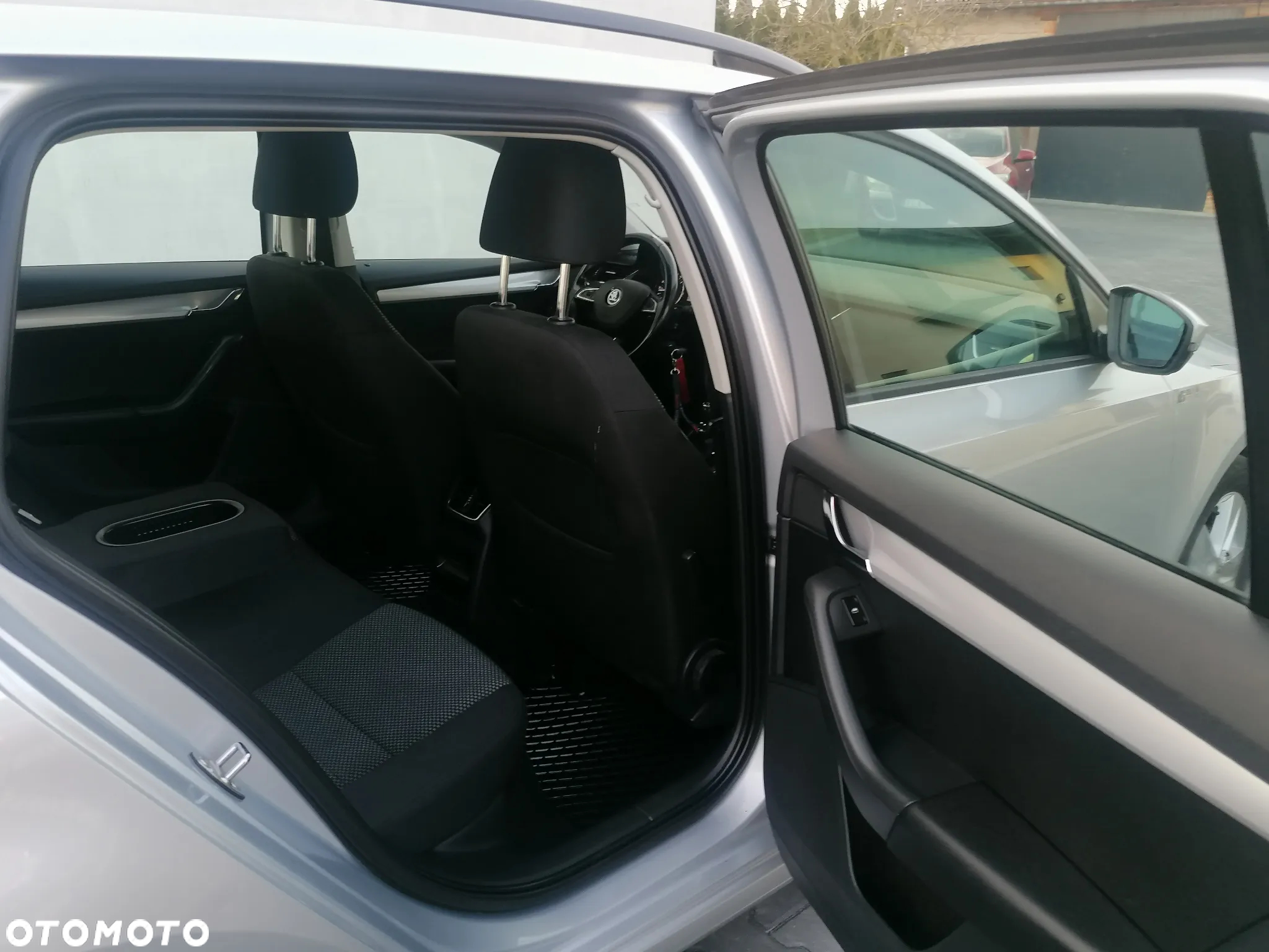 Skoda Octavia 2.0 TDI DSG Ambition - 14