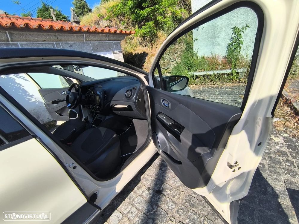 Renault Captur 1.5 dCi - 10