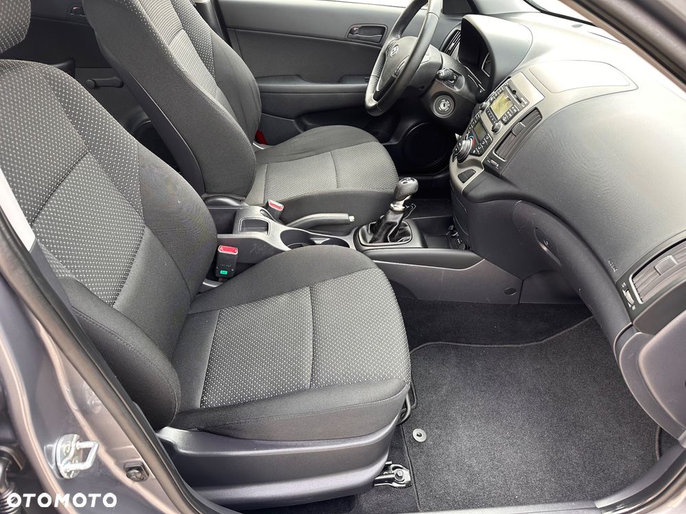 Hyundai i30 - 33