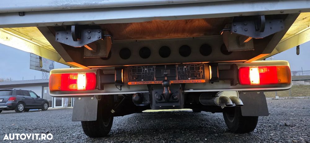 Volkswagen TRANSPORTER  T5, 1.9 tdi, 105cp, CLIMA, transmisie manuala, cruise control,  175.483  km,  2007, TVA , sep, finantare PJ si PF - 13