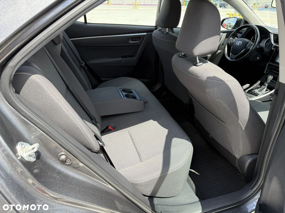 Toyota Corolla 1.6 Comfort MS - 12