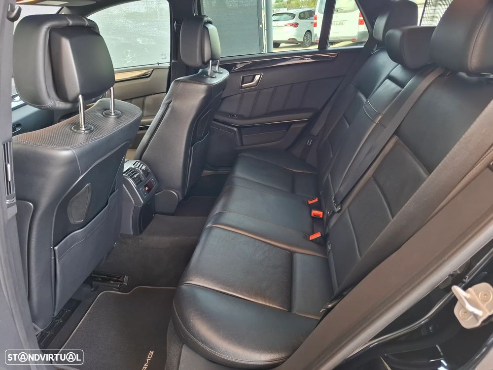 Mercedes-Benz E 300 Bluetec Hybrid Avantgarde - 43