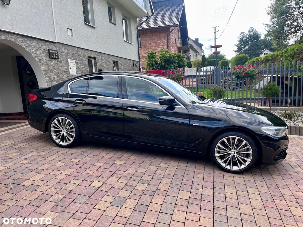 BMW Seria 5 520d xDrive Luxury Line - 12
