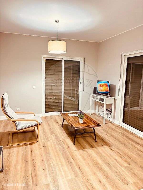 Apartamento T1 para venda - Grande imagem: 2/15