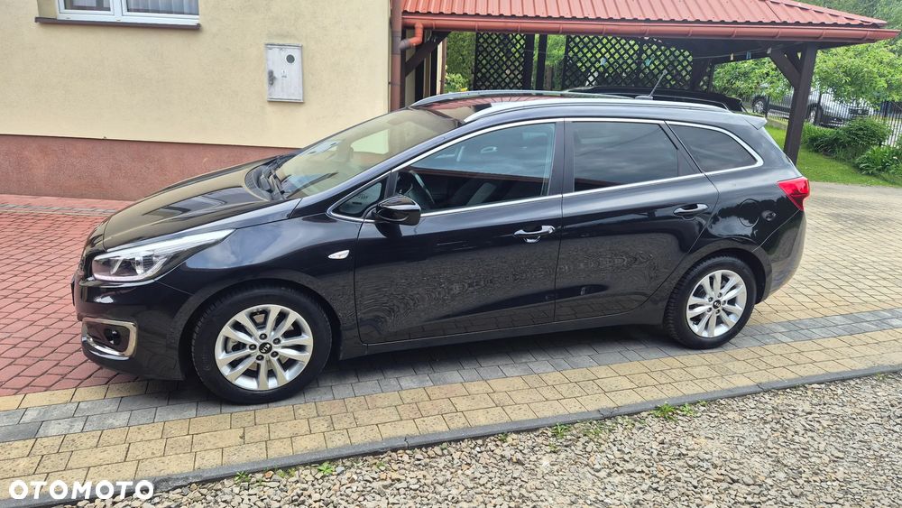 Kia Ceed 1.0 T-GDI ISG Dream-Team Edition - 10
