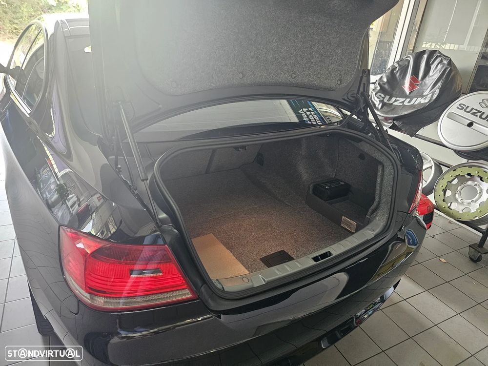 BMW 320 d Coupe - 16