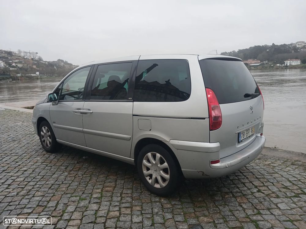 Peugeot 807 ver-2-2-hdi-navteq - 6