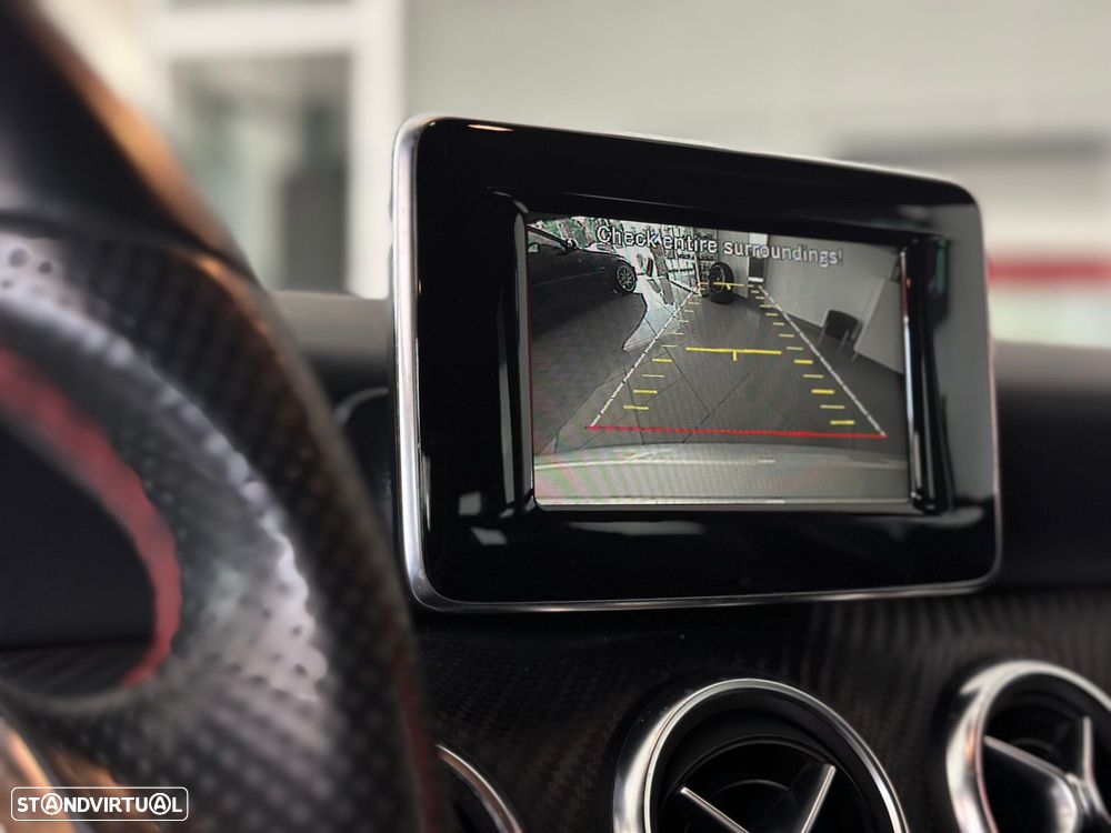 Mercedes-Benz A 180 d AMG Line - 24