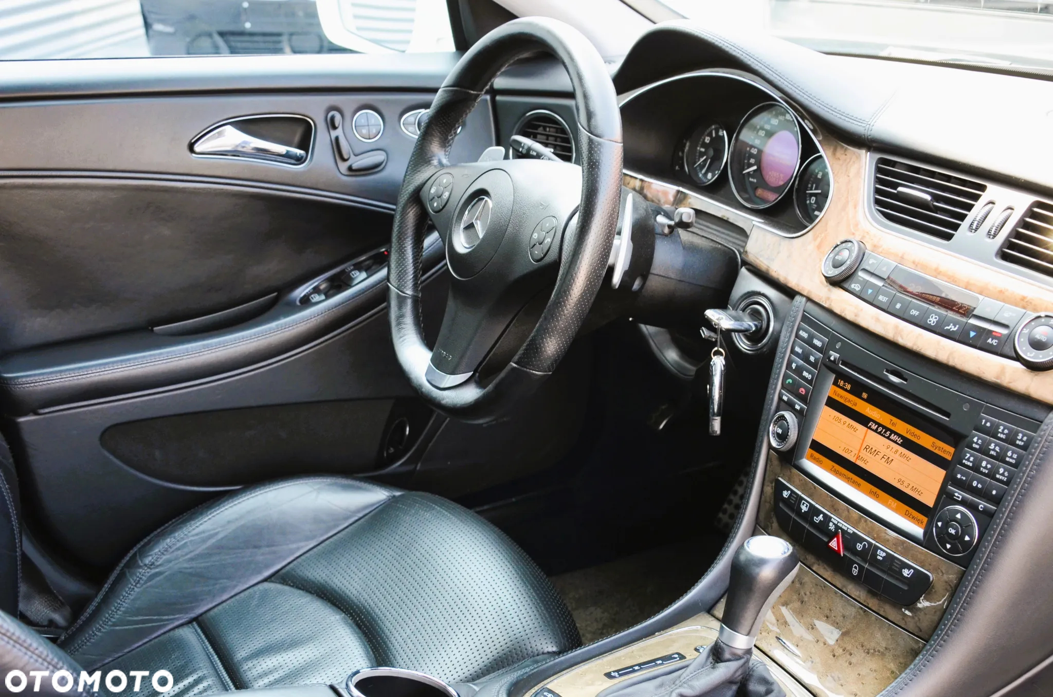 Mercedes-Benz CLS 63 AMG 7G-TRONIC - 24