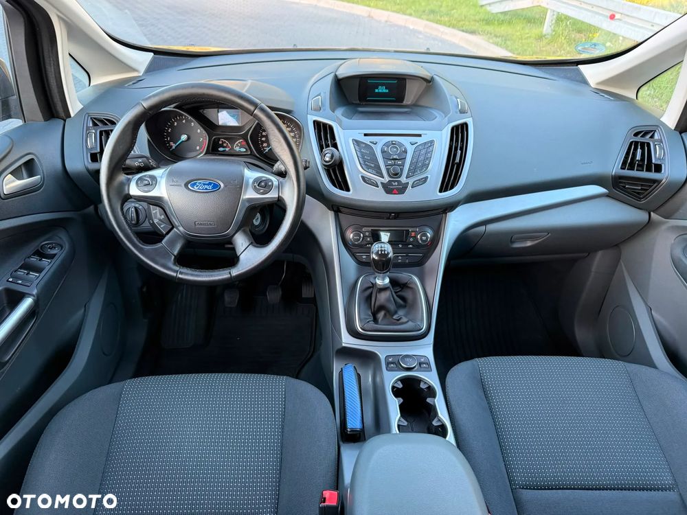 Ford Grand C-MAX - 12