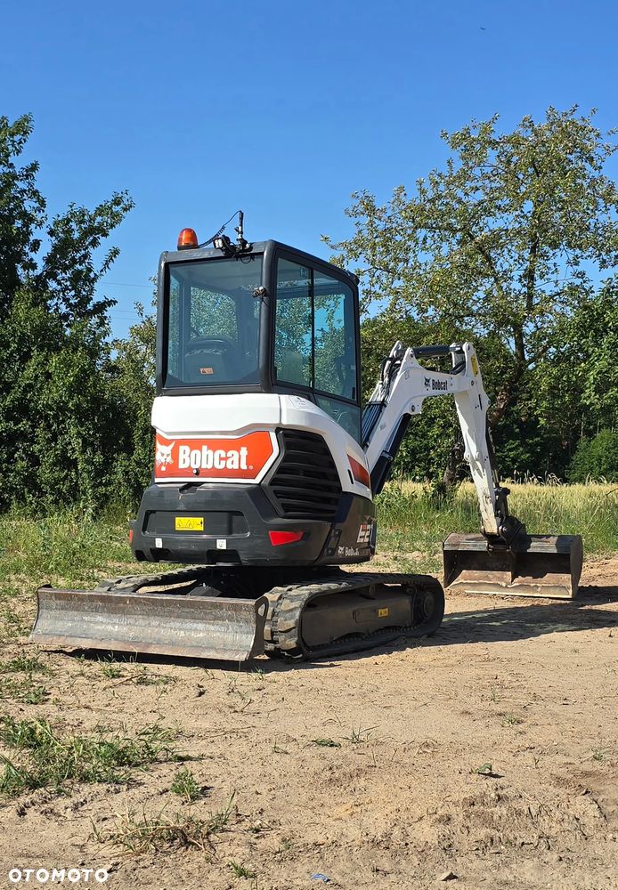 Bobcat E27 - 1