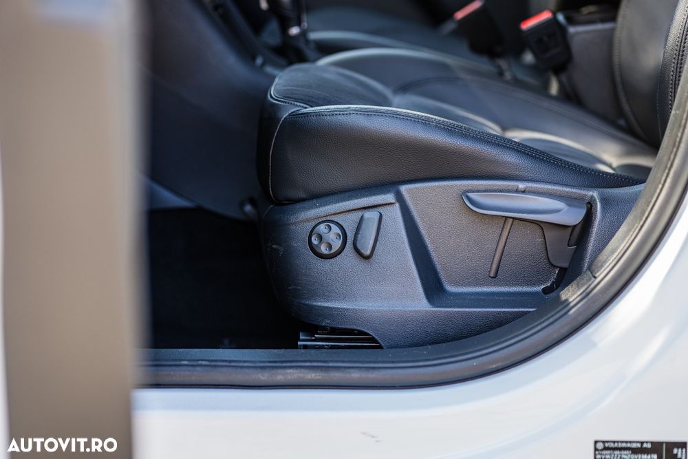 Volkswagen Sharan 2.0 TDI DSG (BlueMotion Technology) Highline - 25