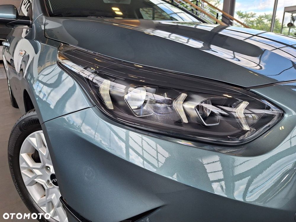 Kia Ceed 1.5 T-GDI M - 12
