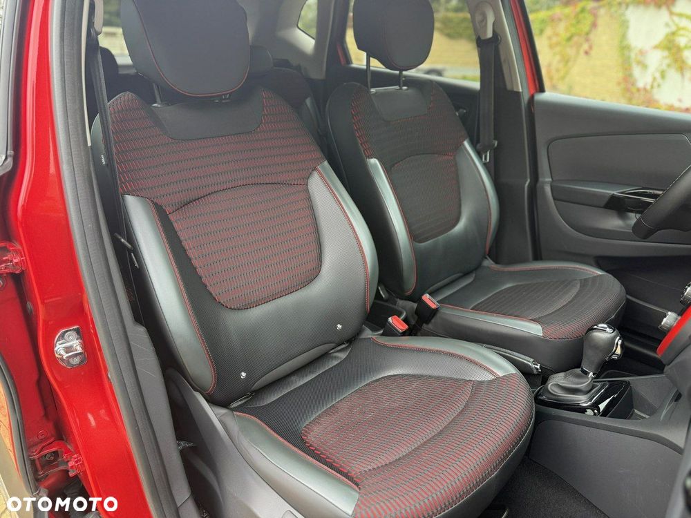 Renault Captur dCi 90 EDC Helly Hansen - 10