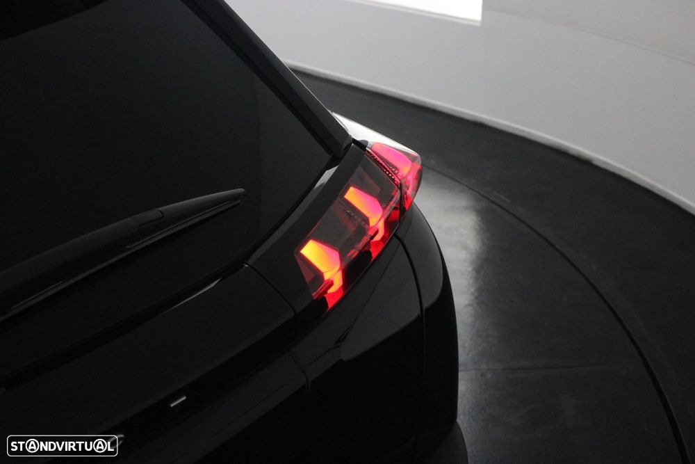 Peugeot e-2008 50 kWh Allure Pack - 40