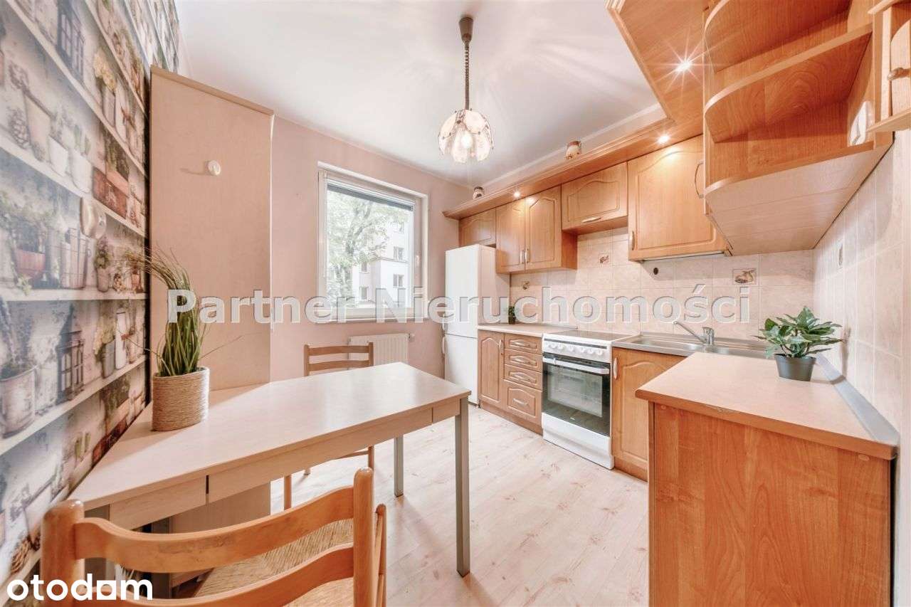 Jakubskie Przedmieście 2 pokoje cegła duży balkon!