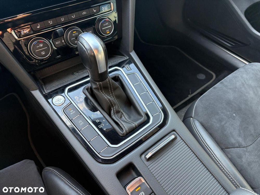 Volkswagen Arteon 2.0 TSI R-Line DSG - 22