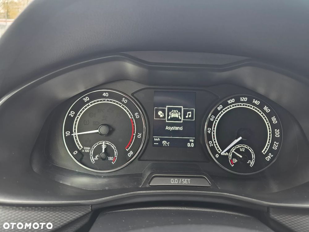 Skoda Kamiq 1.0 TSI DSG Ambition - 27