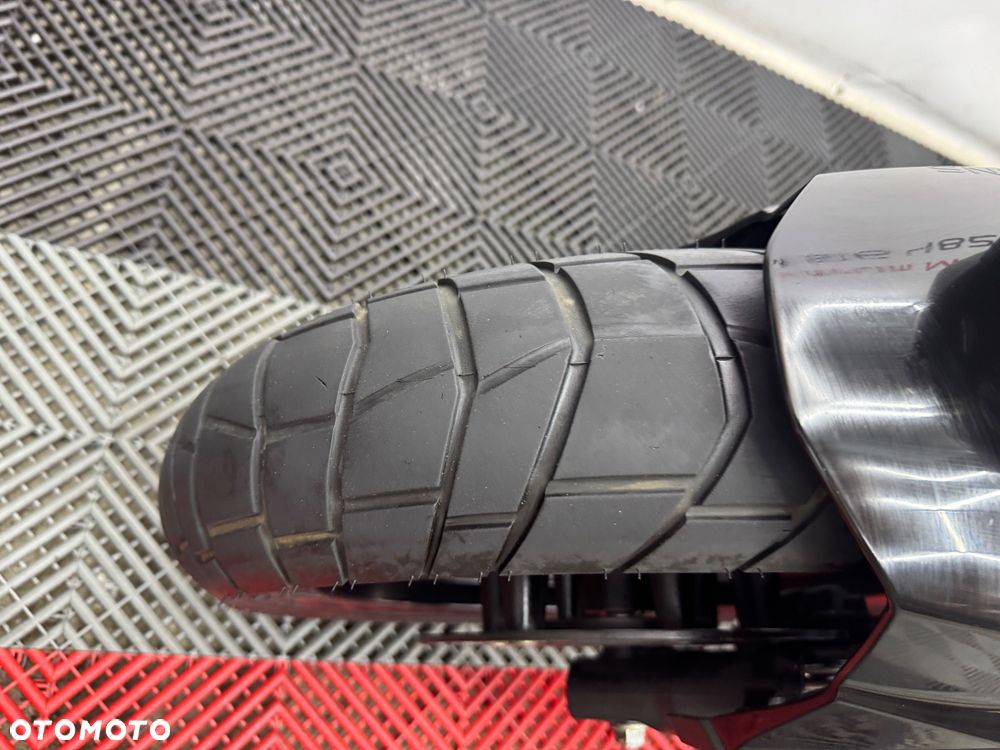 Honda ADV350 - 9