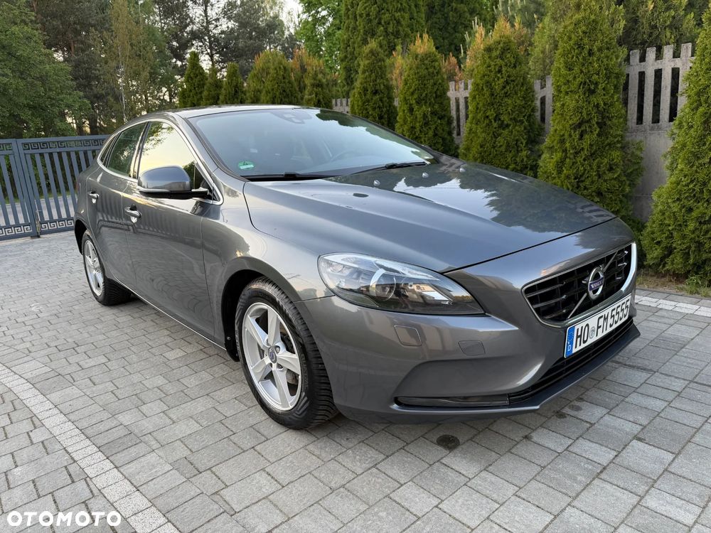 Volvo V40 D2 Momentum - 12