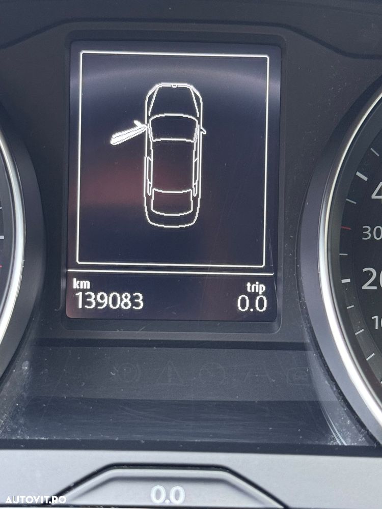 Volkswagen Passat 2.0 TDI SCR DSG Business - 11
