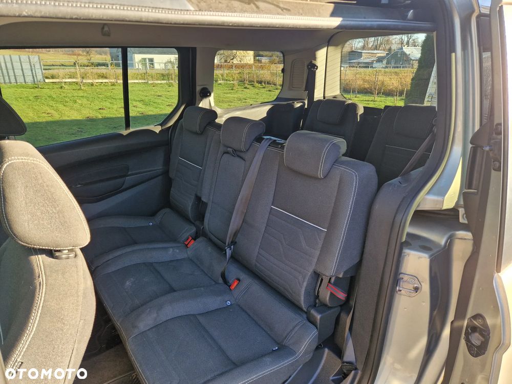 Ford Tourneo Connect Grand - 4