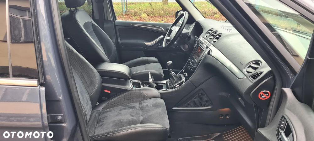 Ford Galaxy 2.0 TDCi Titanium - 13