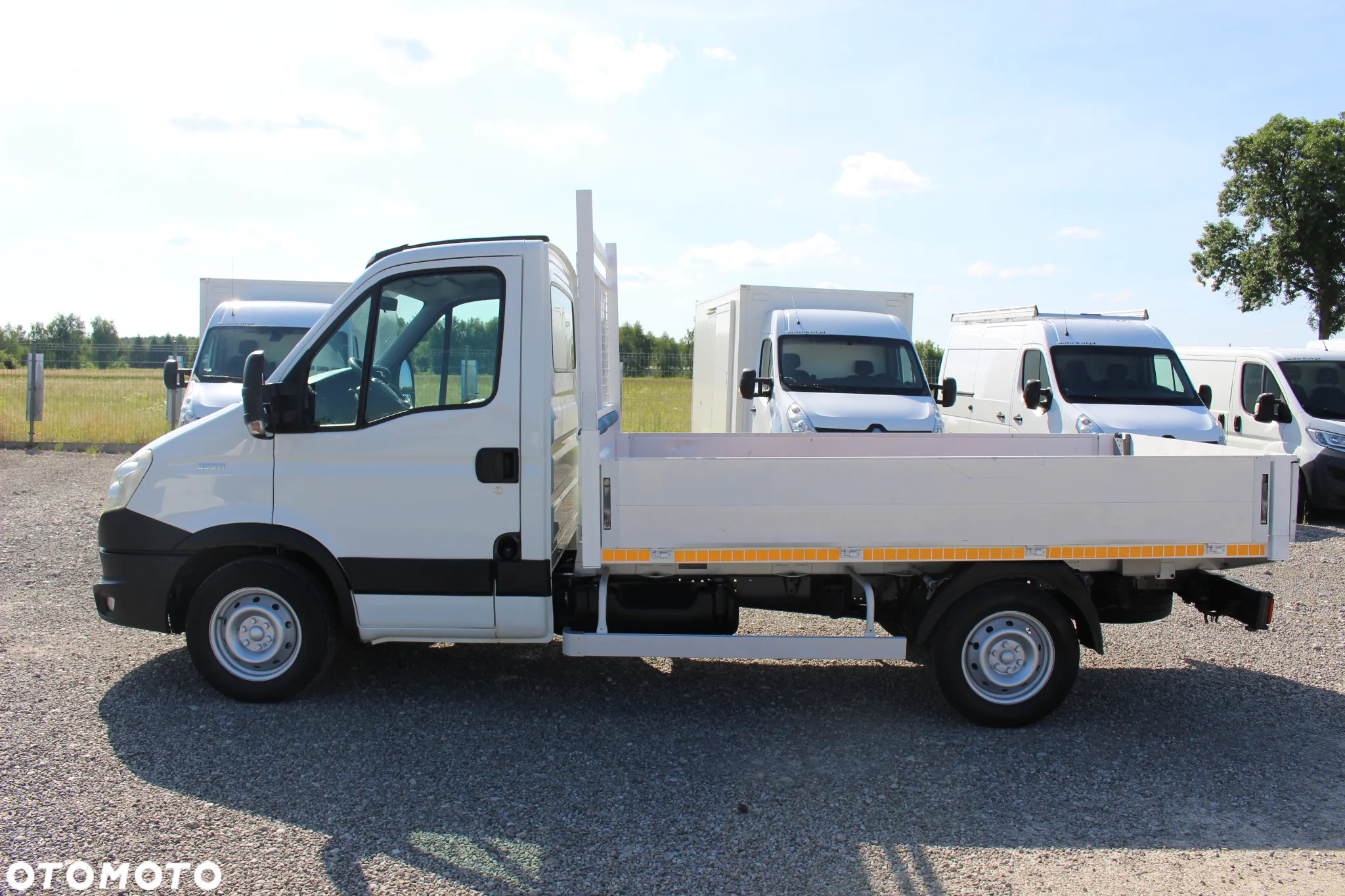 Iveco DAILY 35S11 /SKRZYNIA/ 98 000 KM / KLIMA / *SERWIS* / SUPER STAN / - 14