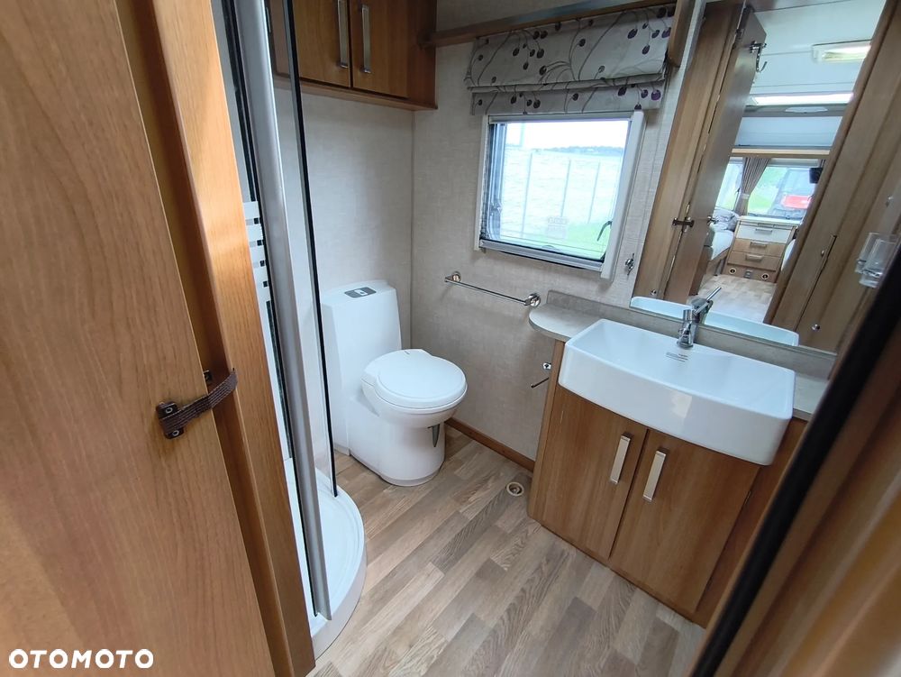 Coachman 520 / 4 VIP - 32