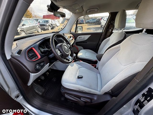 Jeep Renegade - 27
