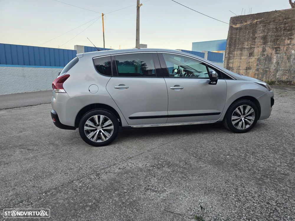 Peugeot 3008 1.2 PureTech Allure - 10