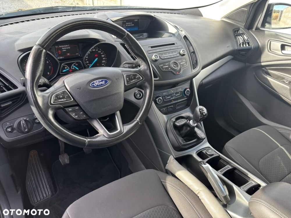 Ford Kuga 1.5 EcoBoost 2x4 Trend - 9