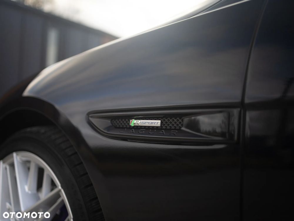 Jaguar XF - 14