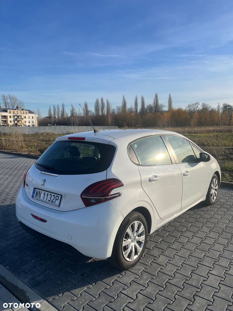 Peugeot 208 1.6 BlueHDi Active S&S - 5