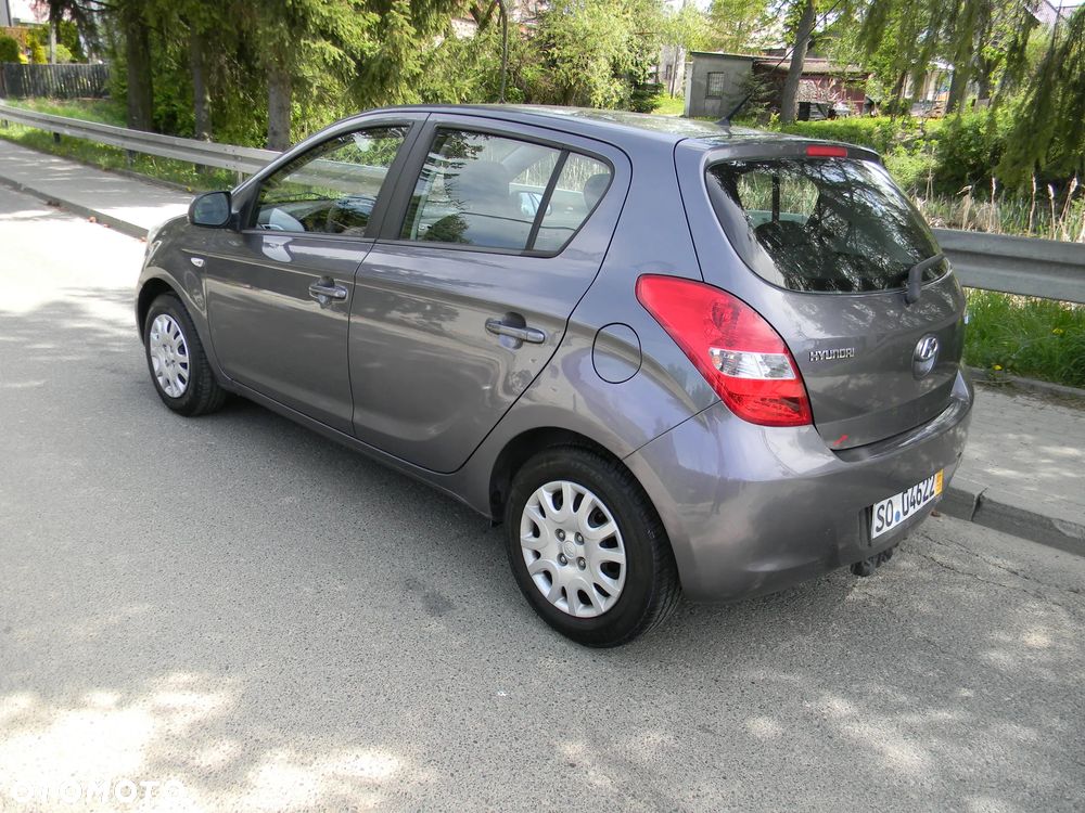 Hyundai i20 1.2 UEFA EURO 2012 Edition - 2