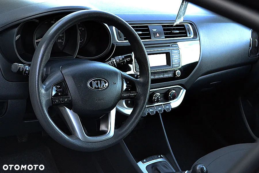 Kia Rio 1.2 Business Line Plus - 12