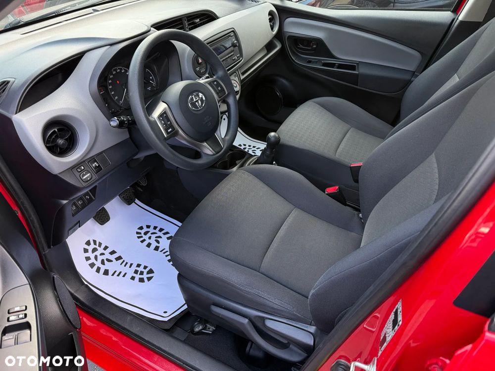 Toyota Yaris 1.0 Active EU6 - 12