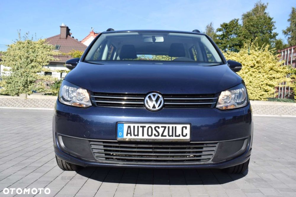 Volkswagen Touran - 4