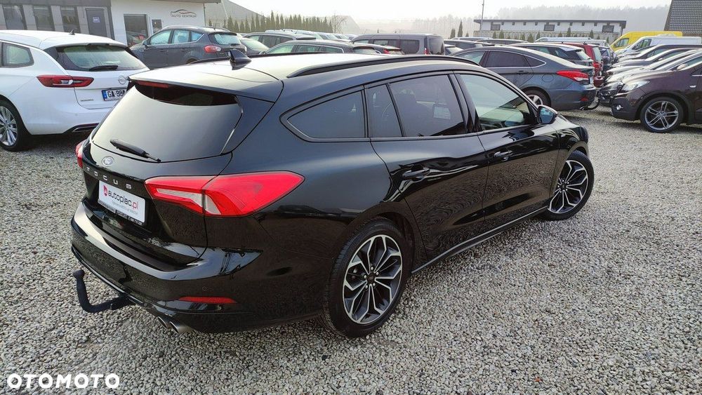 Ford Focus SW - 15