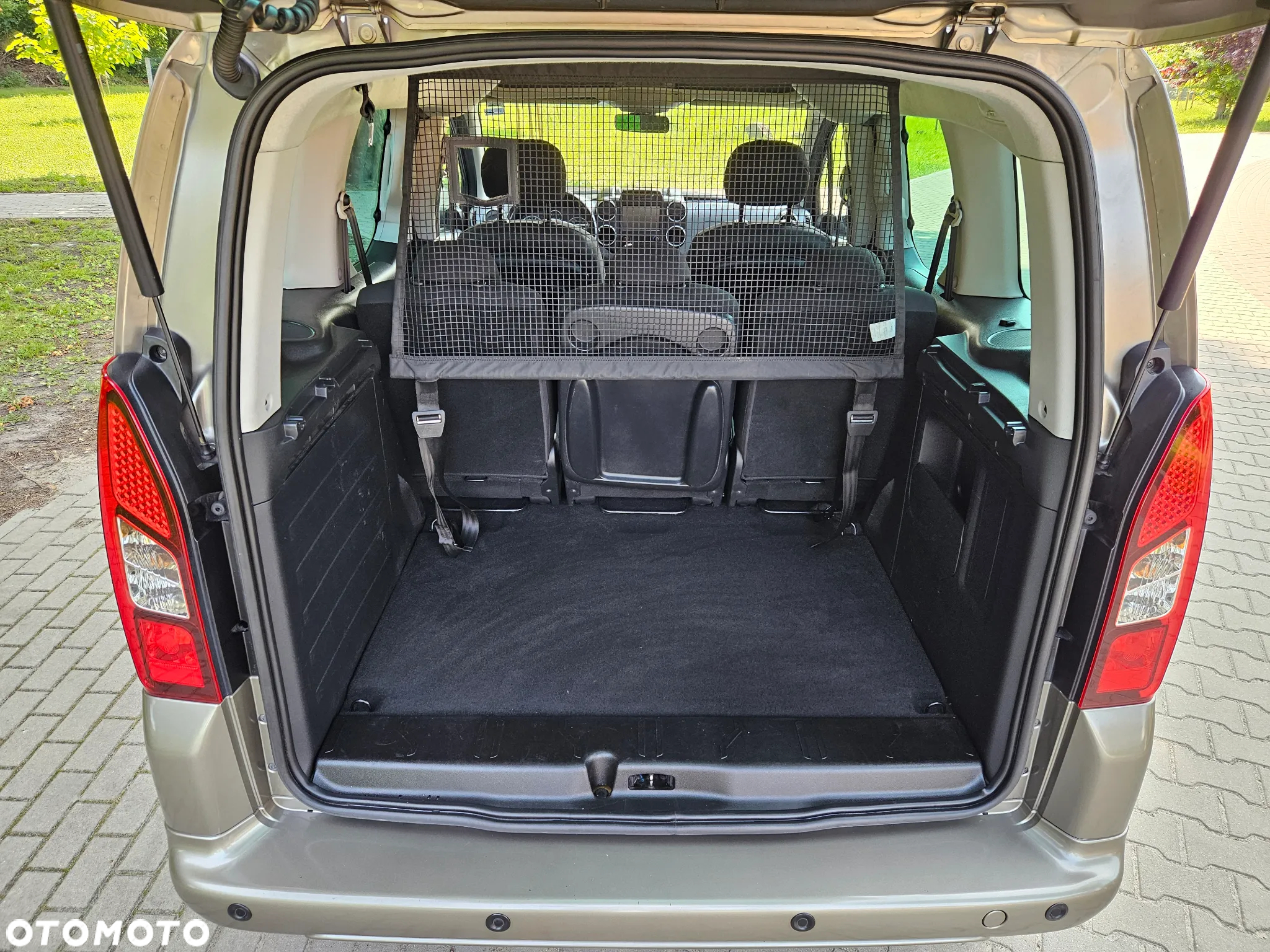 Peugeot Partner 1.2 PureTech L2 S&S Pro (bryg.) - 11