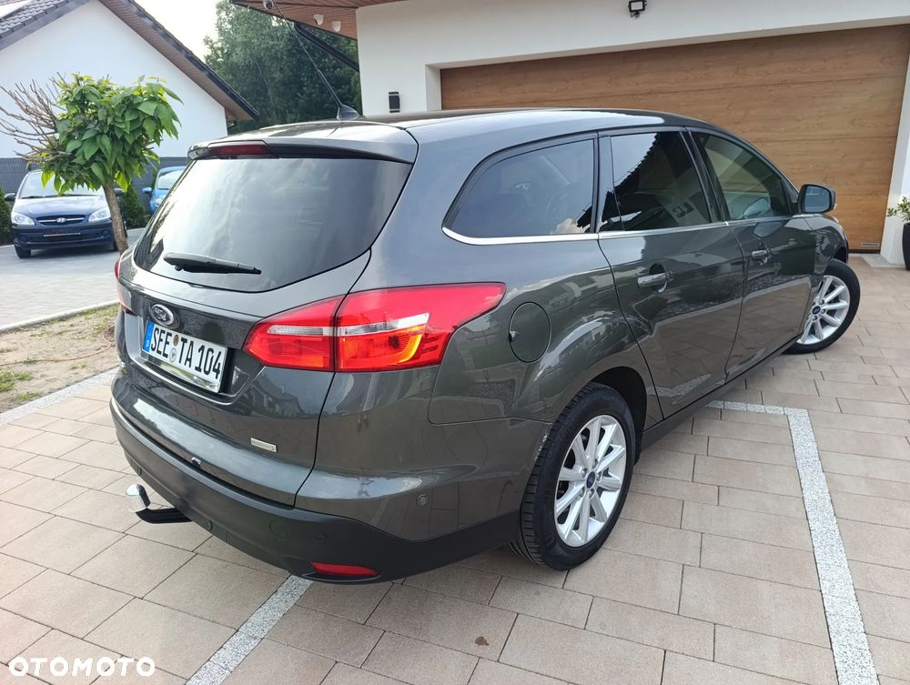 Ford Focus 1.0 EcoBoost Titanium - 12