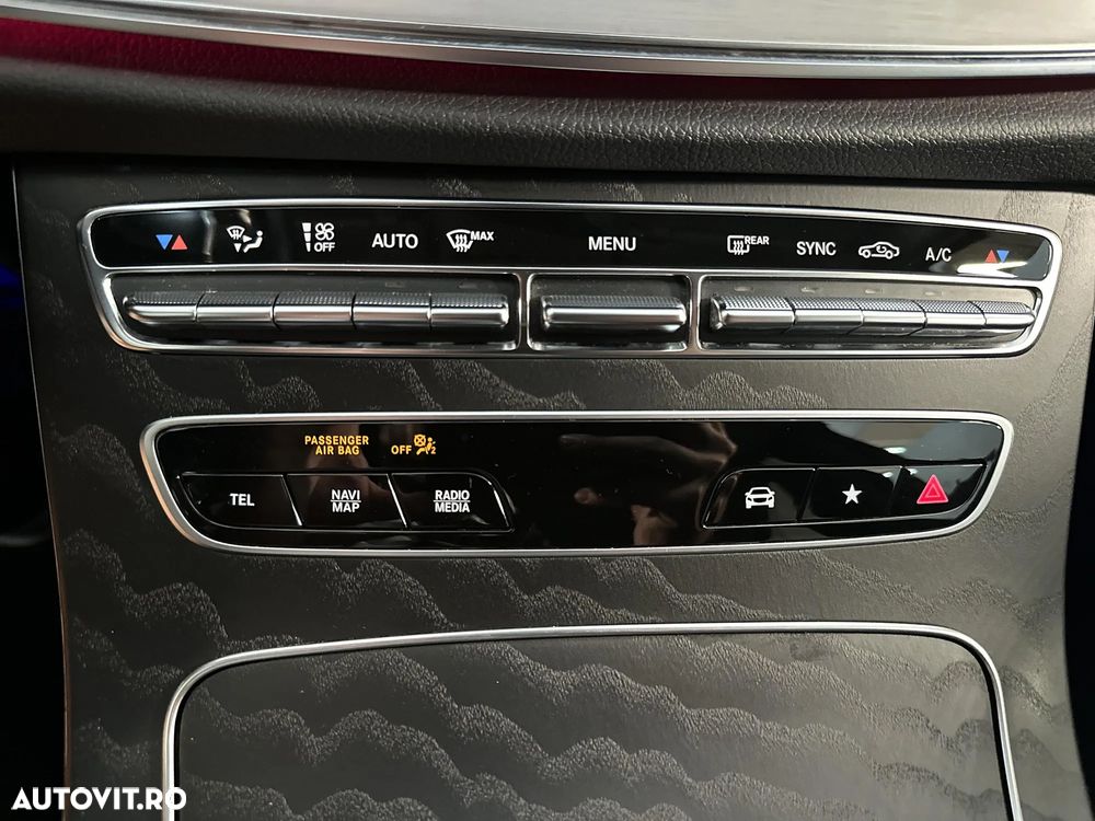 Mercedes-Benz E - 18