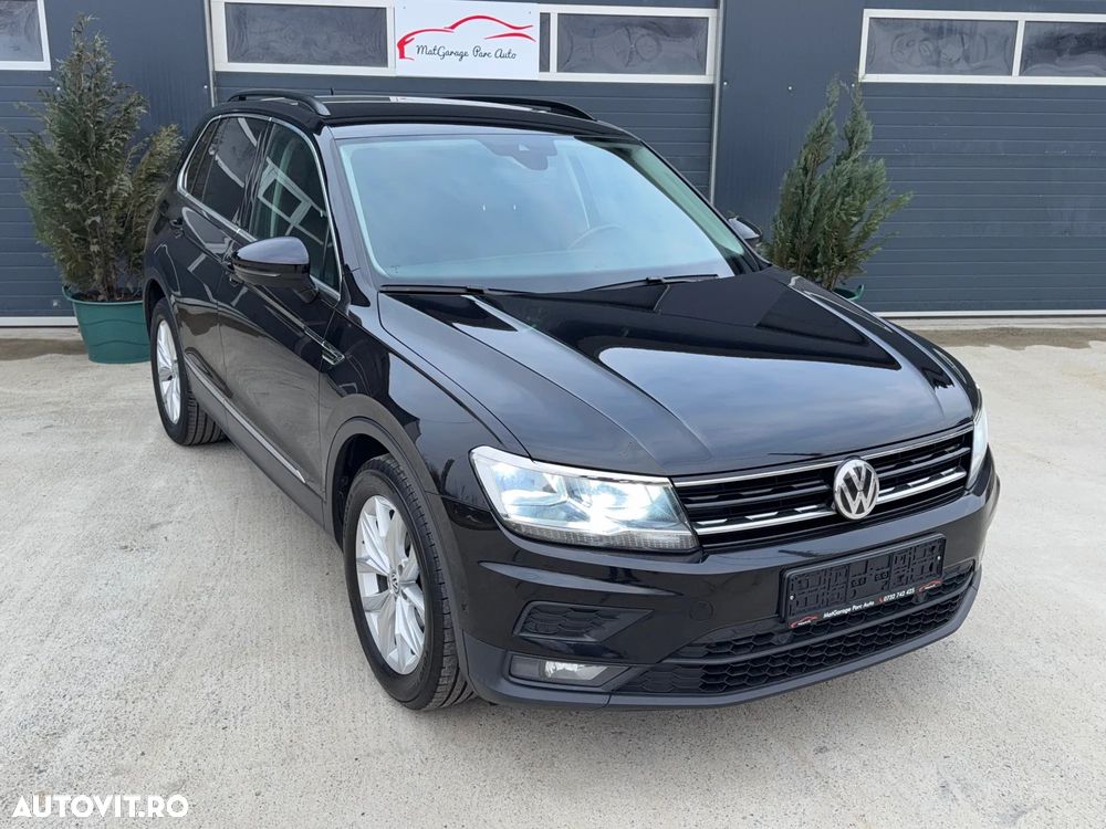 Volkswagen Tiguan - 1