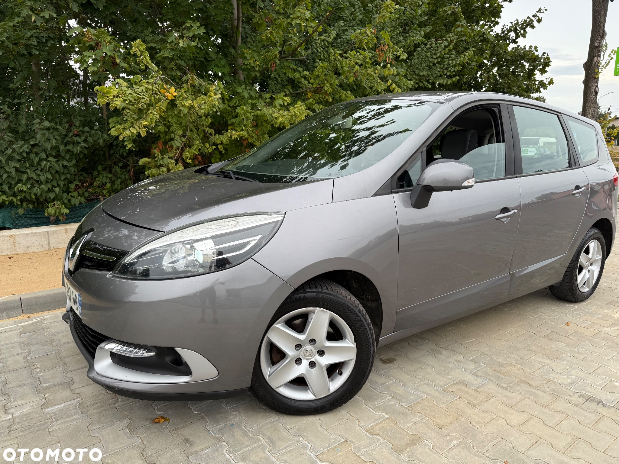 Renault Grand Scenic ENERGY dCi 130 BOSE EDITION - 3