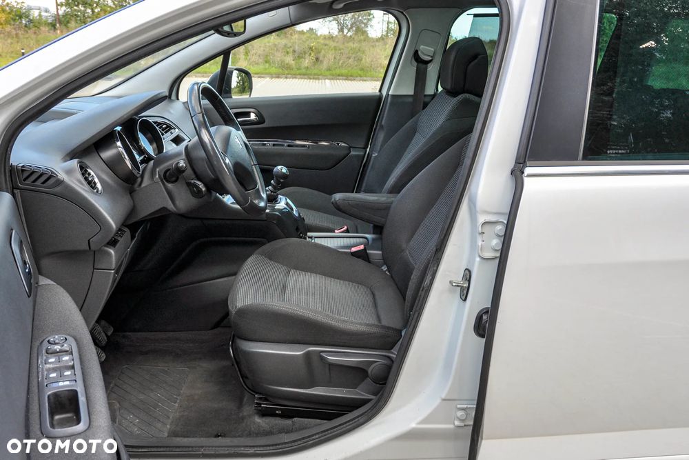 Peugeot 5008 - 7