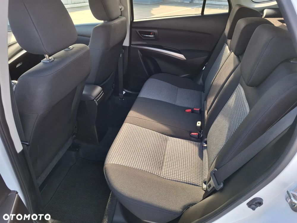 Suzuki SX4 S-Cross 1.4 SHVS Premium 4WD - 31