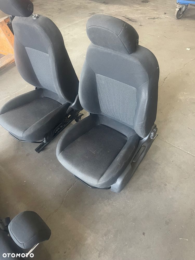 OPEL CORSA D 5d lub 3d FOTELE KANAPA ŁADNY STAN - 3