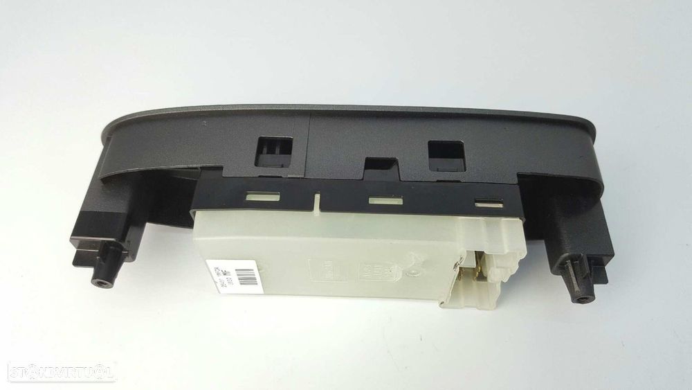 COMANDO DO ELEVADOR FRENTE DIREITO INFINITI M SEDÁN M30D S PREMIUM - 4