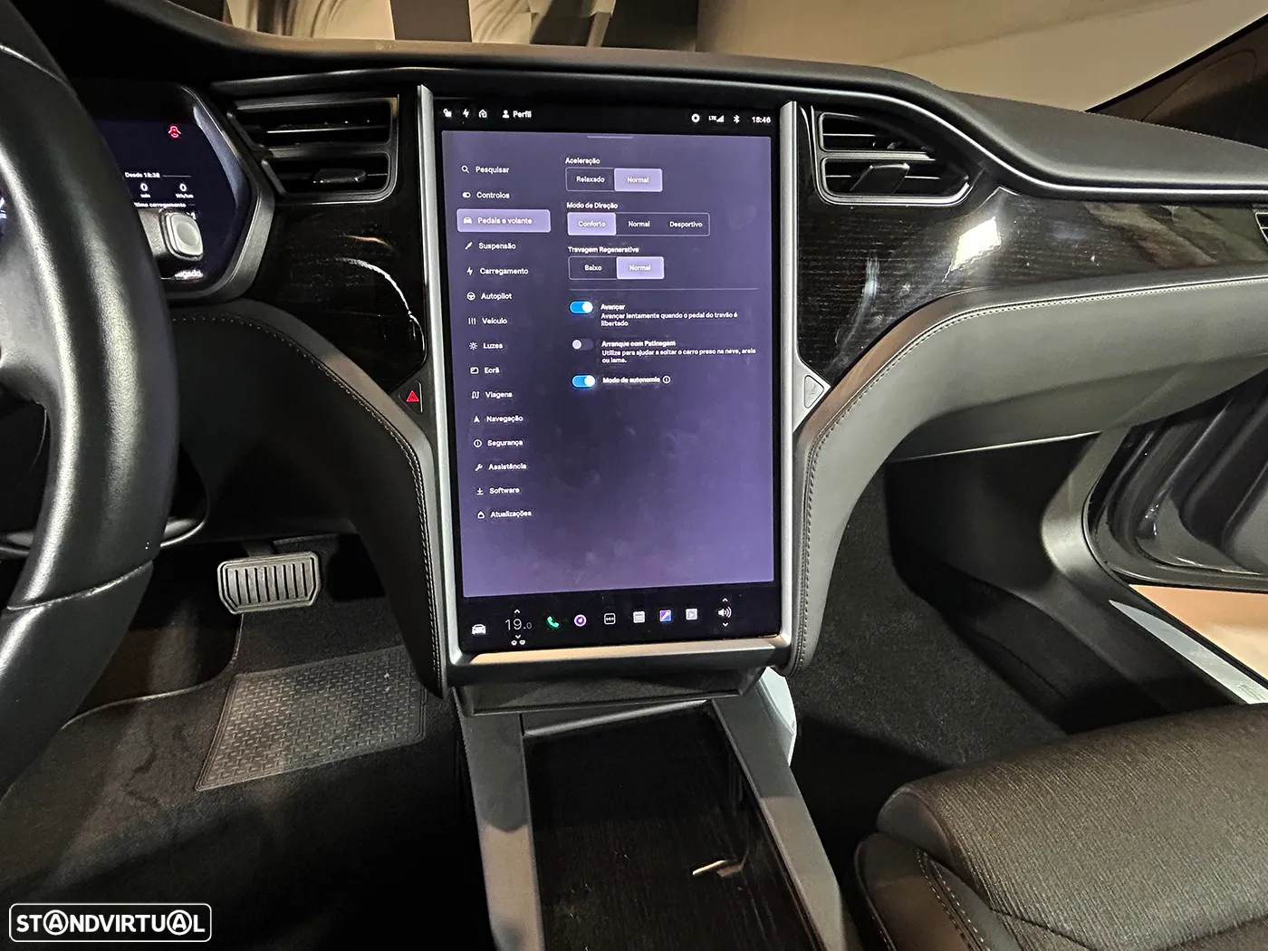 Tesla Model S - 33